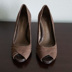 Franco Sarto brown suede heels peeptoe
